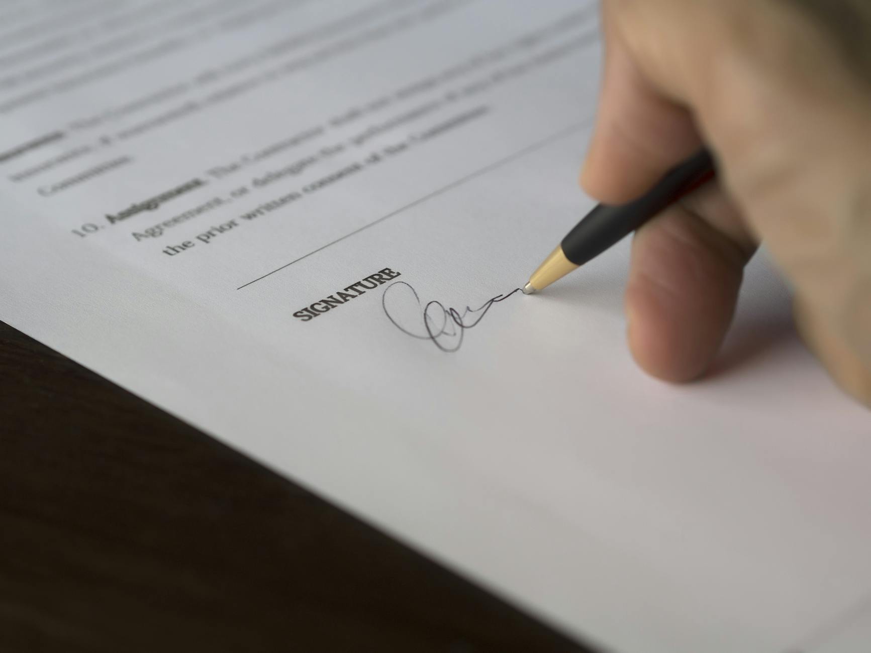 Registering an SRL in Italy -- Milan commercial district where Italian limited liability companies are incorporated.